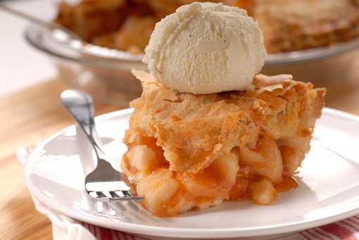 8 Best Shops for Apple Pie in Virginia!