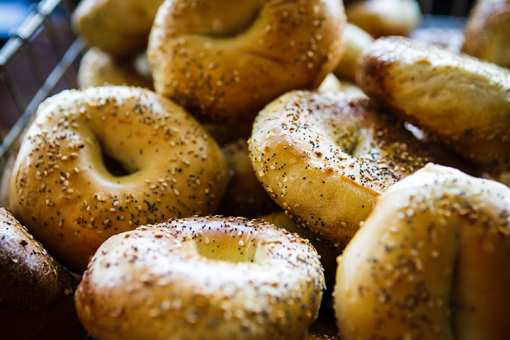 Virginia's 7 Best Bagel Shops to Visit in 2026!