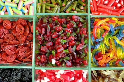 5 Best Candy Shops in Virginia!